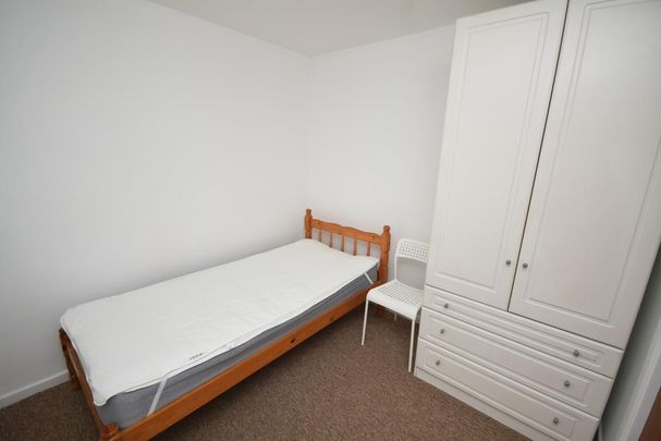 6 bedroom house to rent - Photo 1