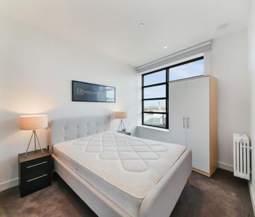 3 bedroom apartment to rent - Photo 4