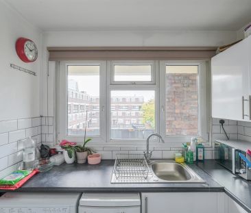 Wick Road – Room 4 - Photo 2