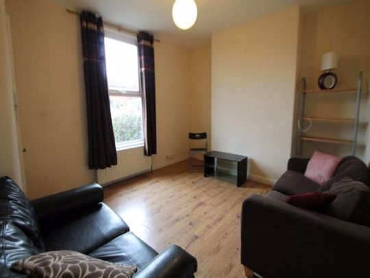 2 bedroom house to rent - Photo 1