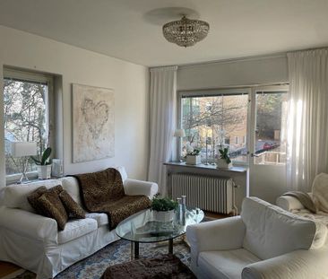 Abrahamsbergsvägen, Bromma - Photo 2