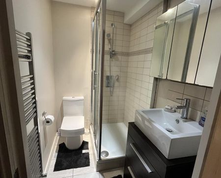 2 bedroom apartment to rent - Photo 2