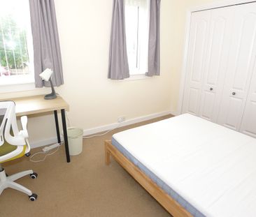 Property to let in St Andrews - Photo 4