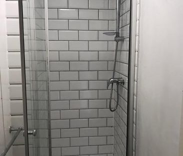 1 bedroom in a house share to rent - Photo 6