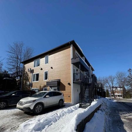 APPARTEMENT 4 1/2+ à louer 🏠 RABAIS POUR LE PREMIER MOIS 💸 - Photo 4