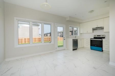 For Lease - 1468 Harker Street, Innisfil, Ontario - Photo 3