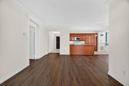 For Lease - 100 Promenade Circle Unit# 707, Vaughan, Ontario - Photo 2