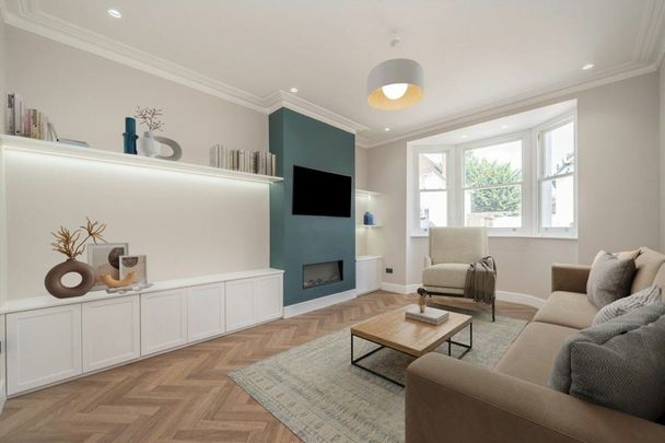 Tower Road, Strawberry Hill, TW1 - Photo 1