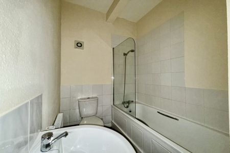 1 bed Flat Durham Road, Southend-on-Sea, SS2 - Photo 5