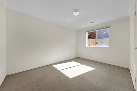 Elegant 4-Bedroom Retreat in the Prestigious Bethany Park Estate! - Photo 5