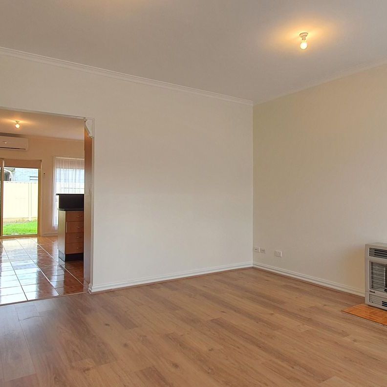 Modern 3-Bedroom Unit in Prime St Albans Location - Photo 1