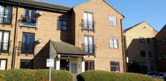 1 bedroom property to rent in Dagenham - Photo 2