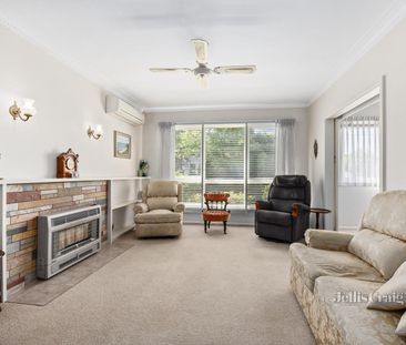 10 Folkestone Road, Glen Waverley - Photo 3