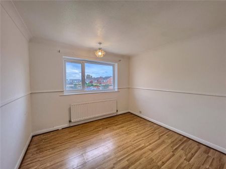 4 bedroom terraced house to rent - Photo 3