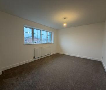 3 bedroom Terraced House To Let - Photo 3