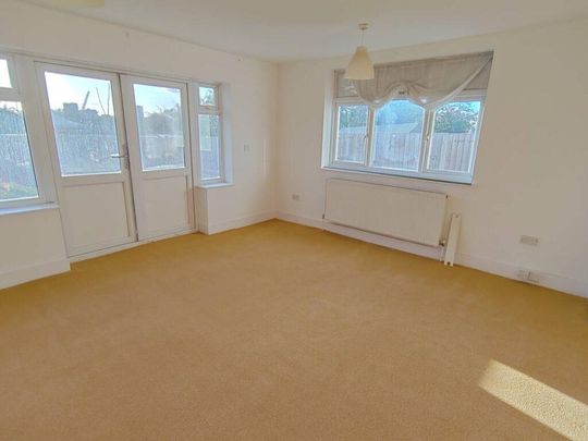 5 bedroom house to rent - Photo 1