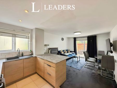 2 bedroom apartment to rent Cambridge Road, Bournemouth, BH2 - Photo 2