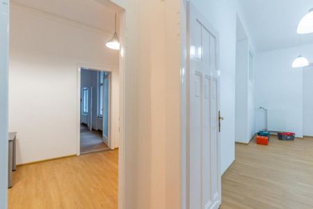 Falk Miksa utca - Fotó 4