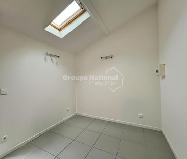 STUDIO NON MEUBLÉ AU COEUR DE LA CALANQUE DE LA VESSE !, - Photo 2