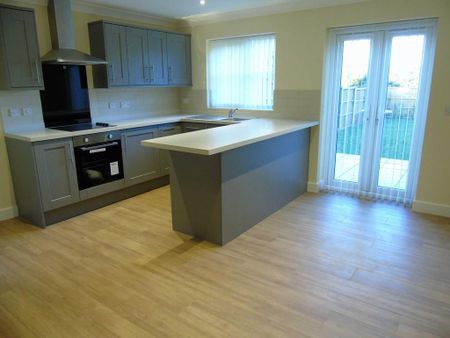 2 bedroom terraced house to rent - Photo 3