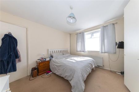 2 bedroom maisonette to rent - Photo 5