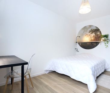 ALBERT CAMUS Roommate 4 Bedrooms at Lorient - Photo 1