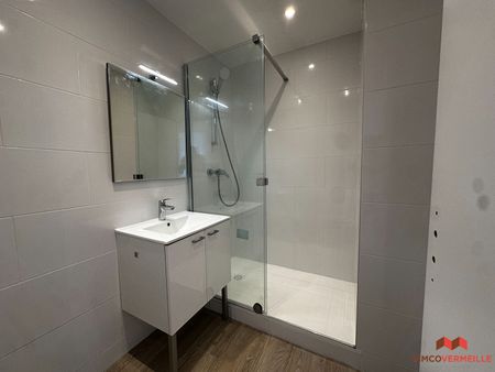 Location Appartement 3 pièces 56m² - Photo 4