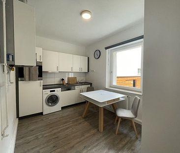 Skandinavischer Wohntraum auf 55 m2: vollständig möblierte 2,5-Zimmer-Wohnung - Foto 4