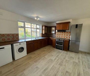 2 bedroom maisonette to rent - Photo 4