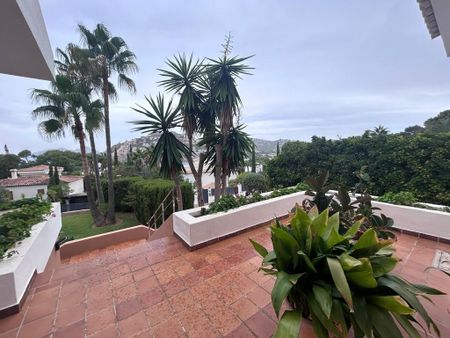 4 room luxury Villa for rent in Andratx, Spain - Photo 2