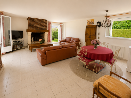 Location Maison 5 pièces 114m² ST WITZ 95470 - Photo 1