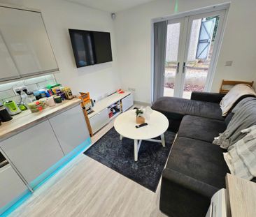 34 Dawlish Road - Photo 4