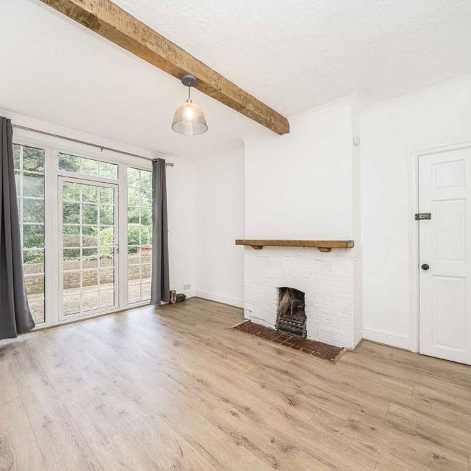 4 bedroom detached house to rent - Photo 1