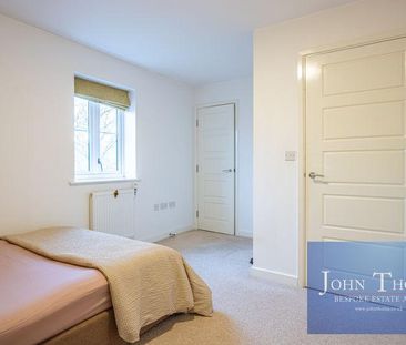 2 bedroom semi-detached house to rent - Photo 4