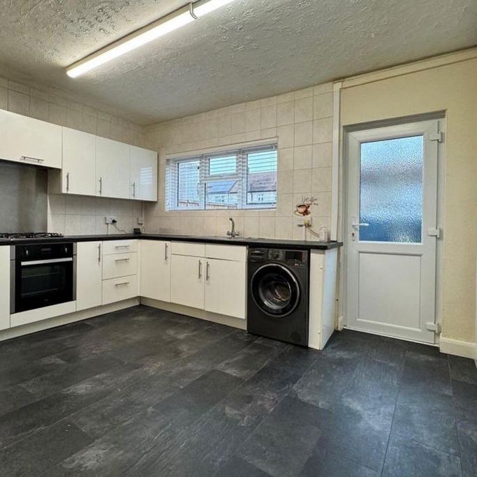 3 bedroom house to rent - Photo 1