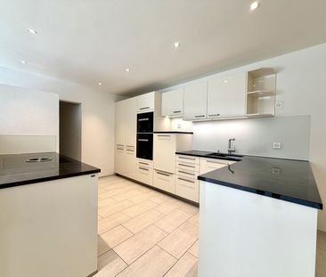 Im Dorfzentrum, ruhig, modern und Altersgerecht - Photo 2