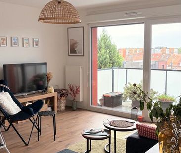 location Appartement T2 DE 46.9m² À LINSELLES - Photo 1