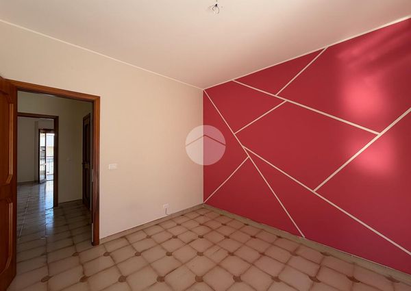 5 locali in affitto