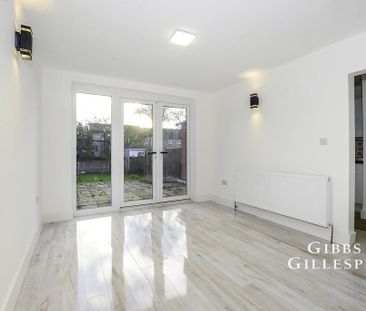 3 bedroom terraced house to rent - Photo 4