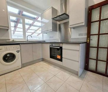 Church Street, London, N9 - Photo 4