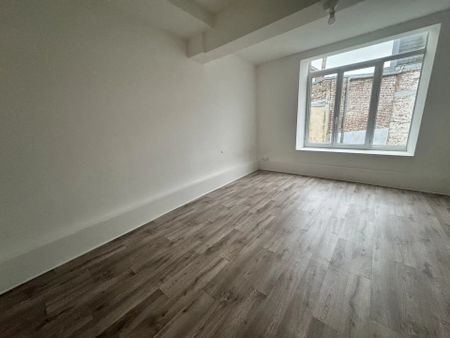 Location Appartement 2 pièces 50 m2 à Saint-Quentin - Photo 2