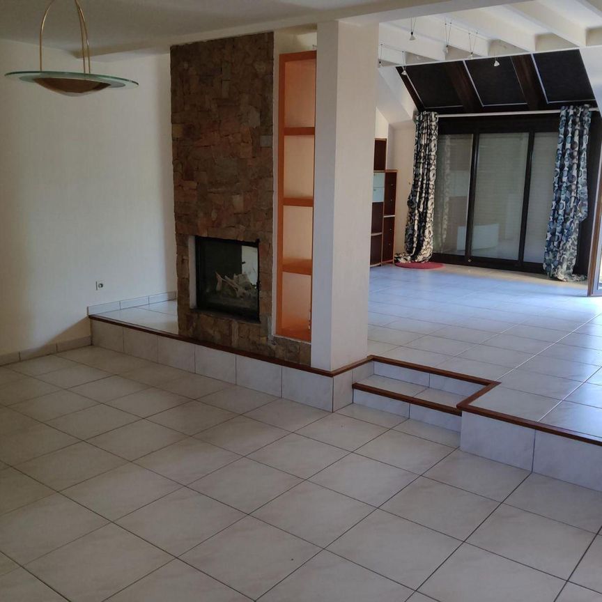 SAINT ERBLON - Maison d'habitation de 123 M² à proximité du centre et école/collège composée co... - Photo 1