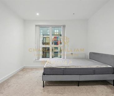 Flat , Edwin House, Accolade Avenue, Southall - Photo 6