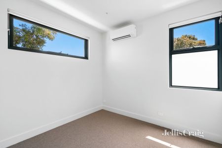 8a Russell St, Prahran - Photo 3