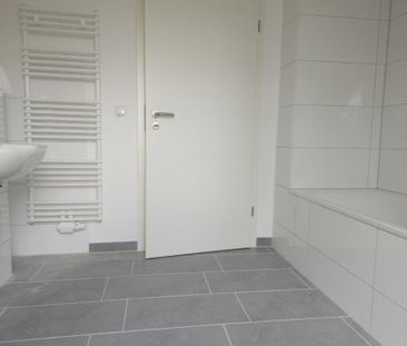 Charmante Dachgeschosswohnung in Ohligs - Foto 1