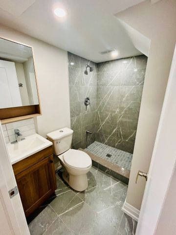 For Lease - 242 Diana Drive, Orillia, Ontario - Photo 4