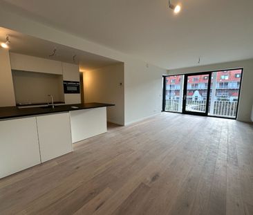 Modern appartement met uitzicht op een sfeervolle binnentuin - Foto 6