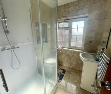 3 bedroom end of terrace house to rent - Photo 6