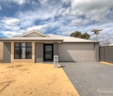 25 Gunbower Circuit, Baldivis WA 6171 - Photo 5