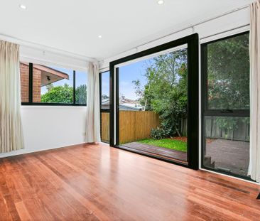 Modern Federation Cottage in Heart of Dulwich Hill - Photo 6